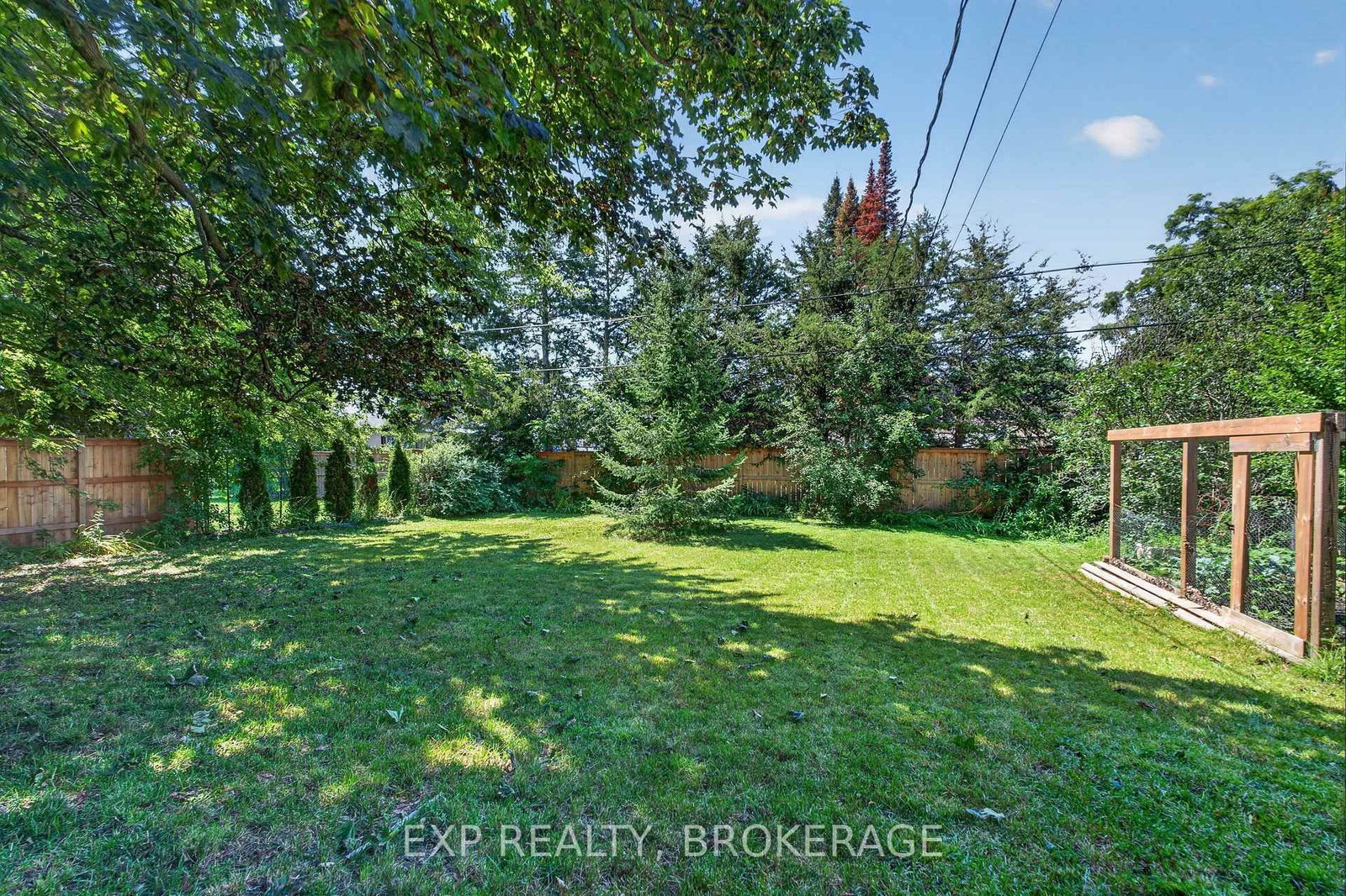 659 SUSSEX Boulevard • Kingston, ON photo 28