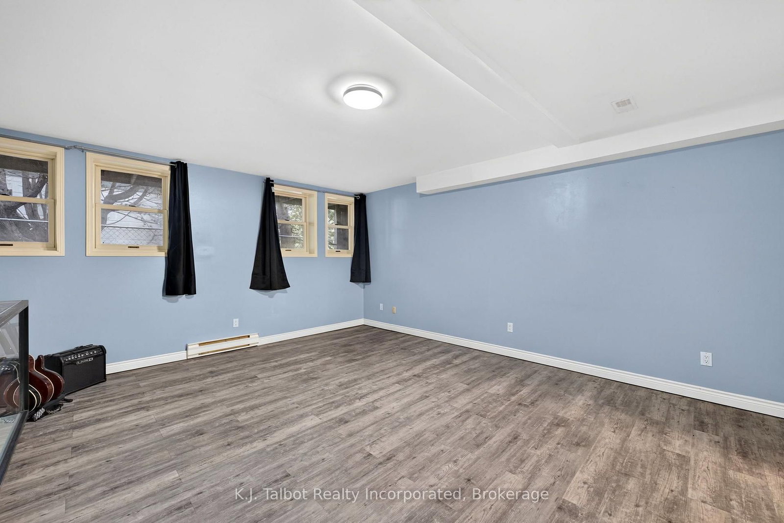 4 John Avenue • Bluewater, ON photo 32