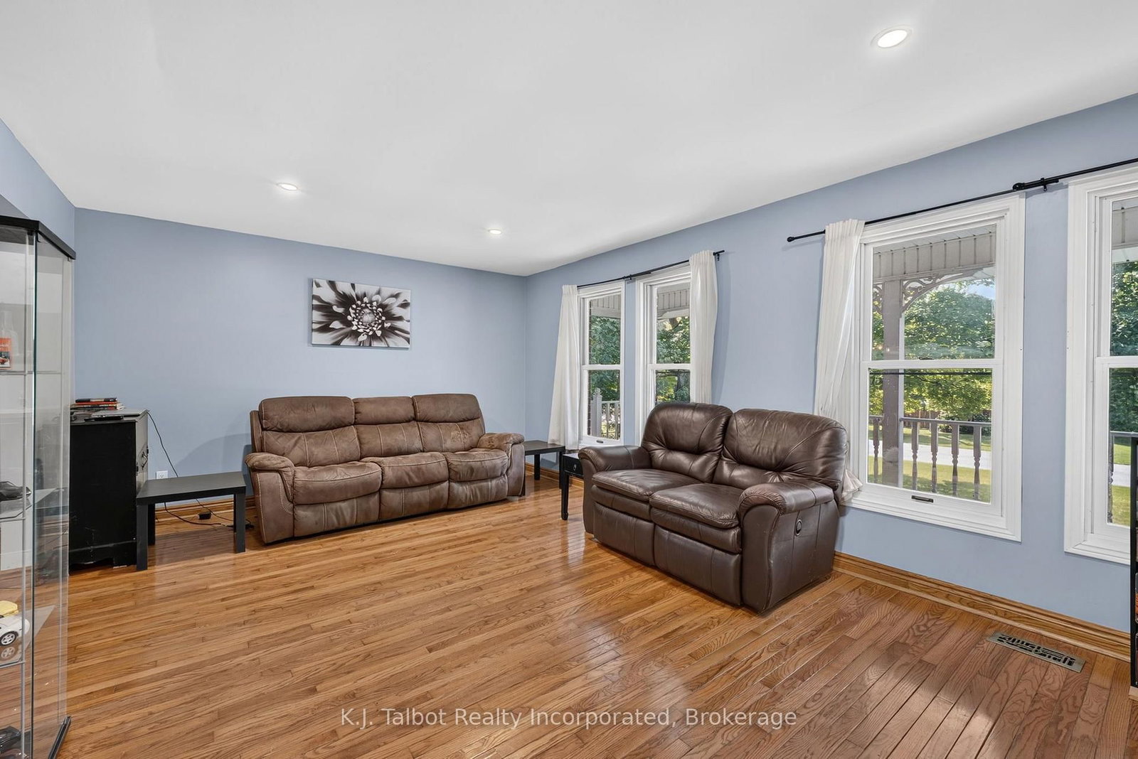 4 John Avenue • Bluewater, ON photo 8