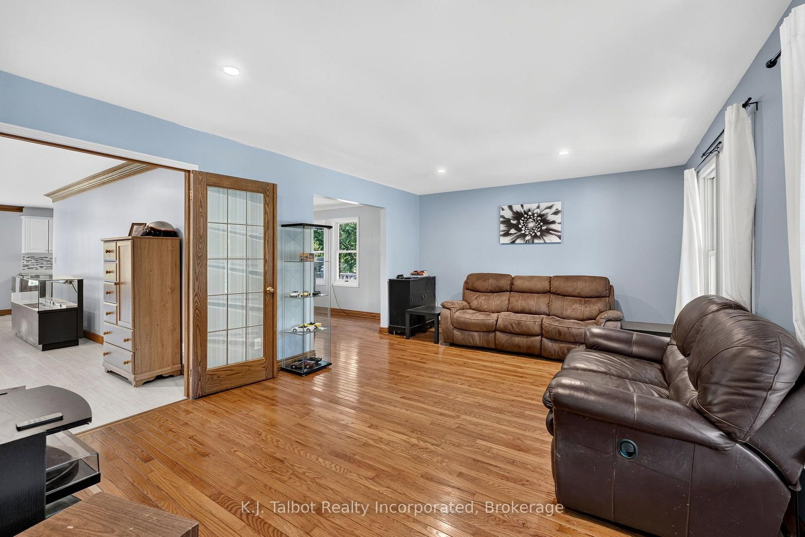 4 John Avenue • Bluewater, ON photo 9