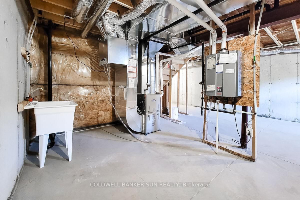 82 Pinot Crescent • Hamilton, ON photo 26
