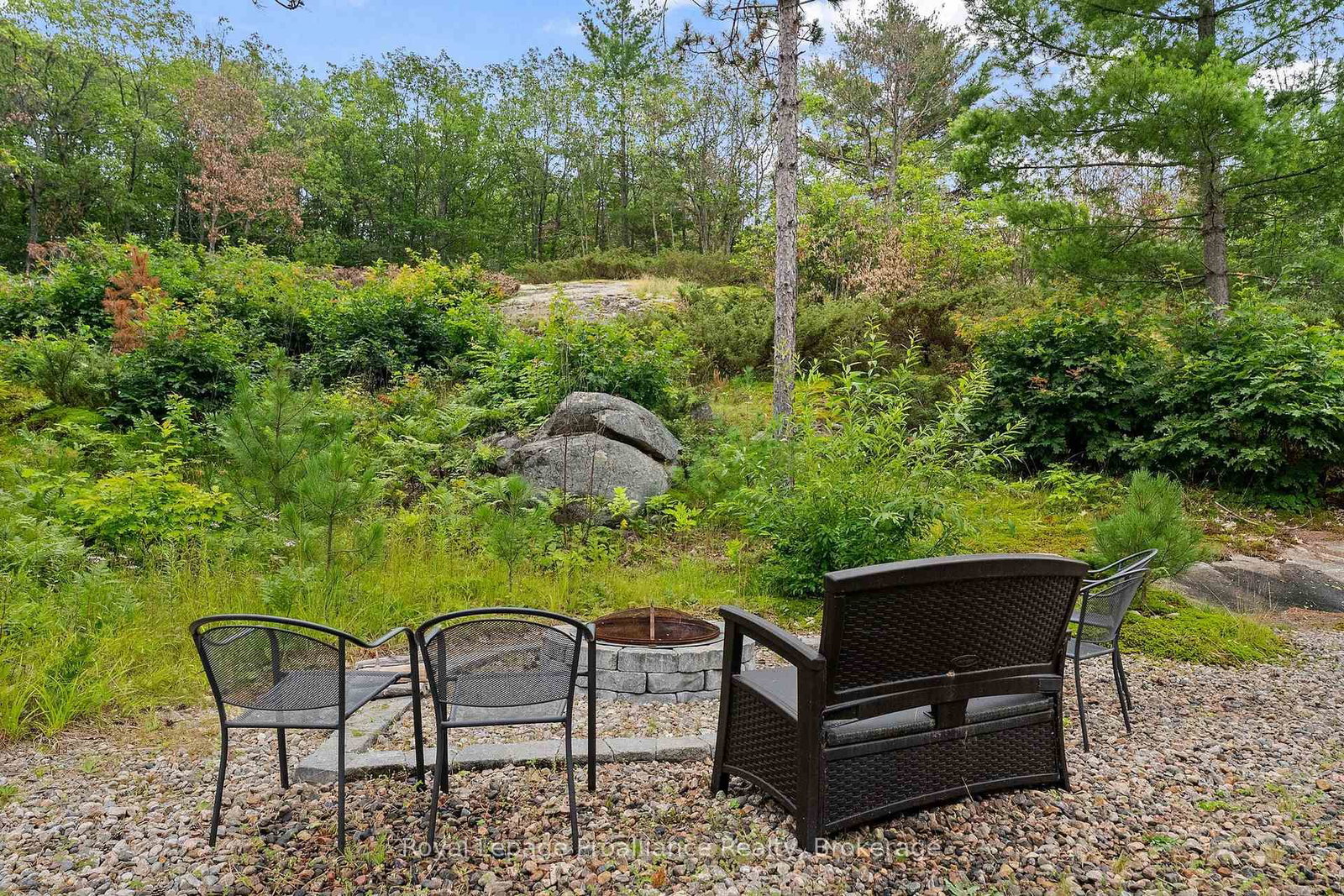 41948A Combermere Road • Barry's Bay, ON photo 32