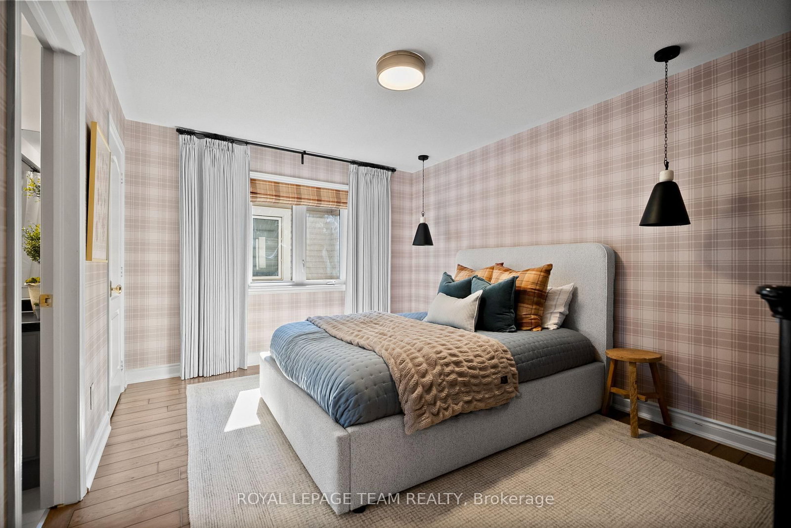 4865 Abbott Street E • Ottawa, ON photo 30