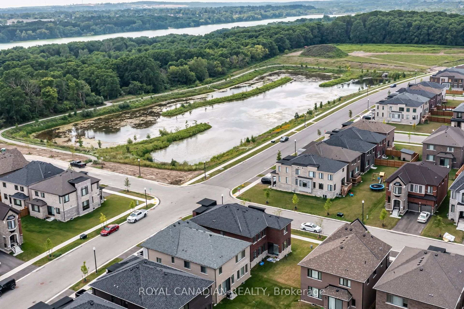 1439 Upper Thames Drive • Woodstock, ON photo 42