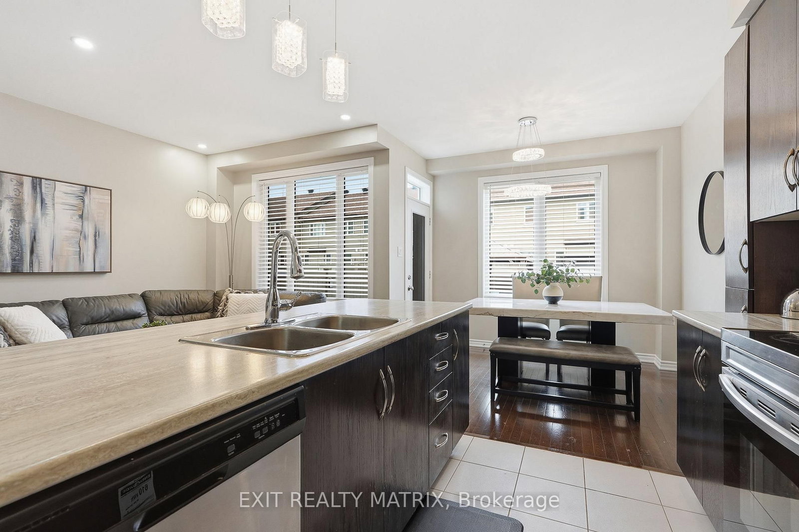 552 Via Mattino Way • Nepean, ON photo 12