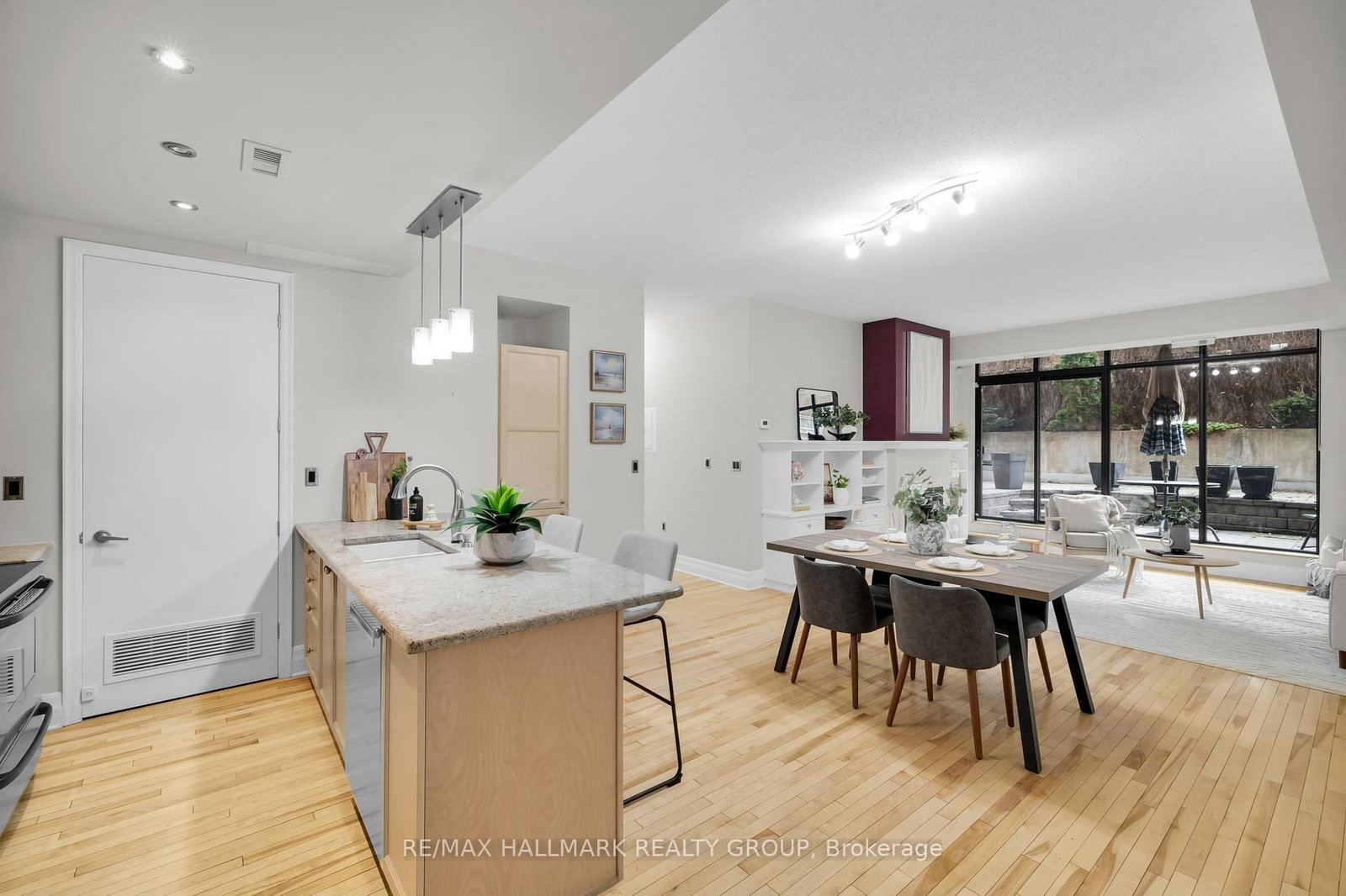 260 Besserer Street • #203 • Ottawa, ON photo 17