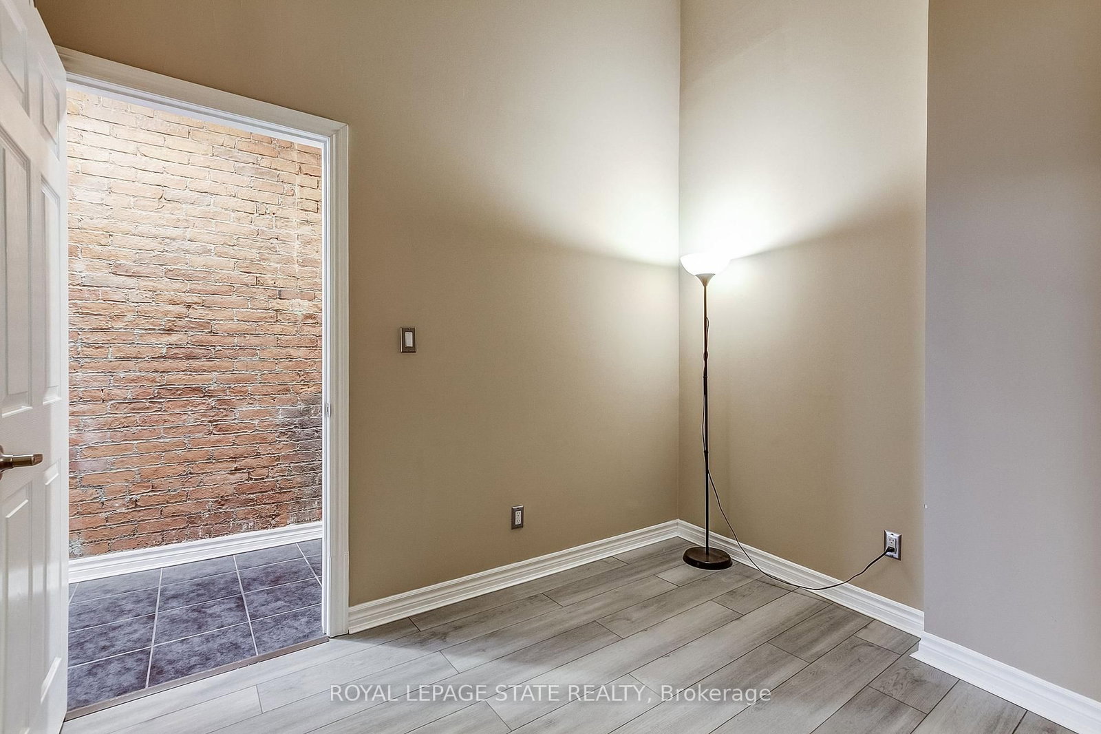 80 King William Street • #214 • Hamilton, ON photo 19