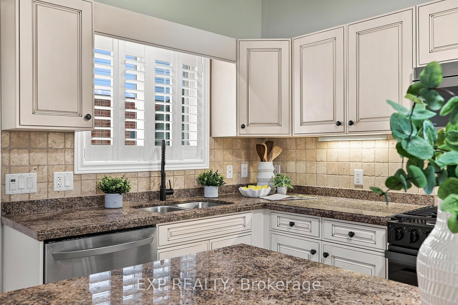 26 Welstead Drive • St. Catharines, ON photo 15
