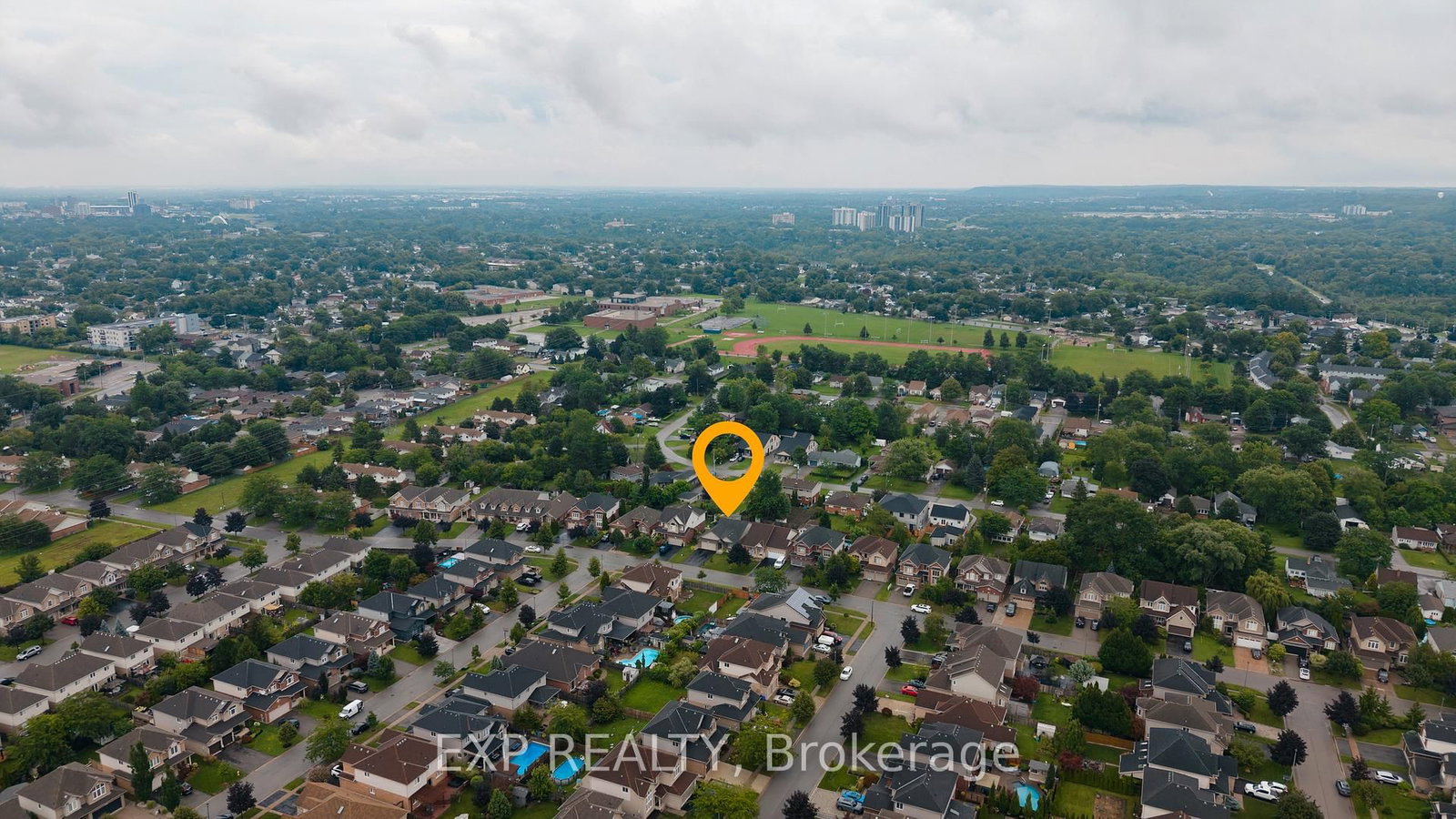 26 Welstead Drive • St. Catharines, ON photo 41