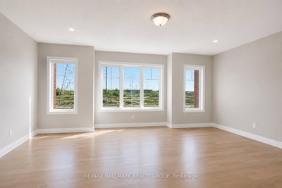 167 Gelderland Private • Ottawa, ON photo 3