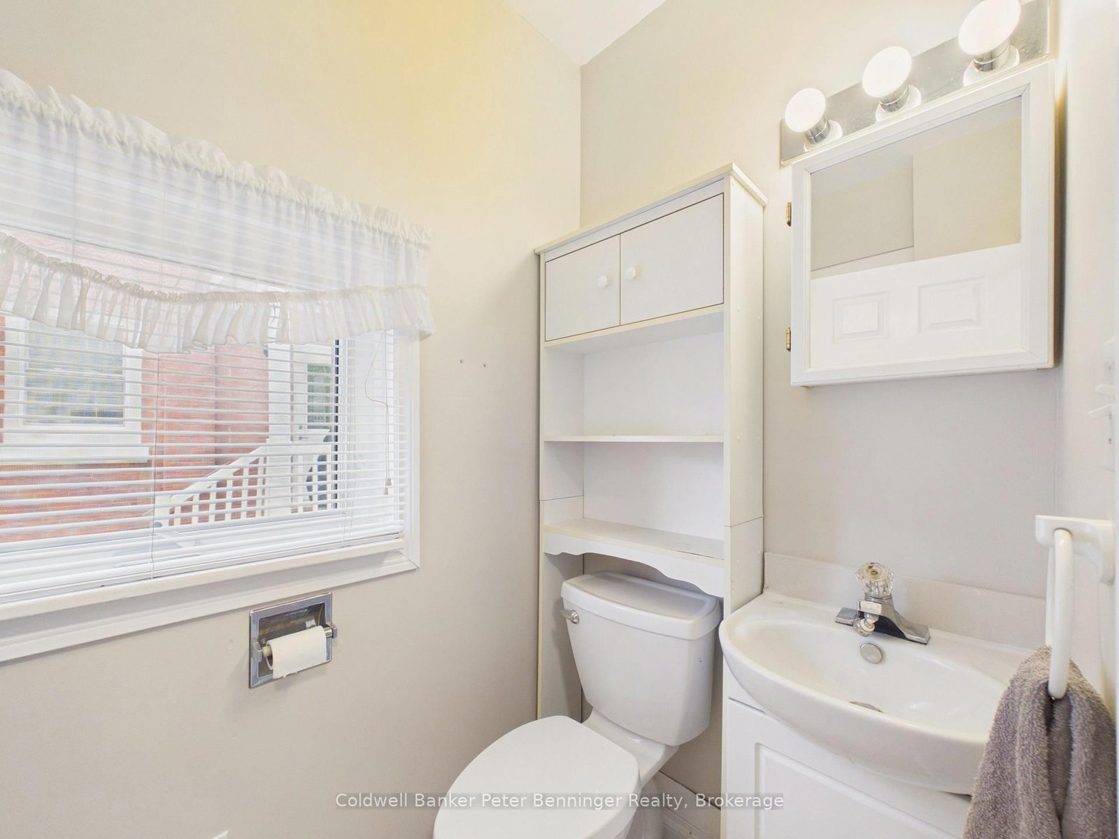 7 Yonge Street S • Brockton, ON photo 14