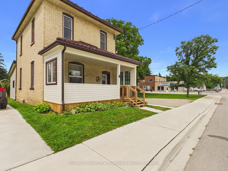 7 Yonge Street S