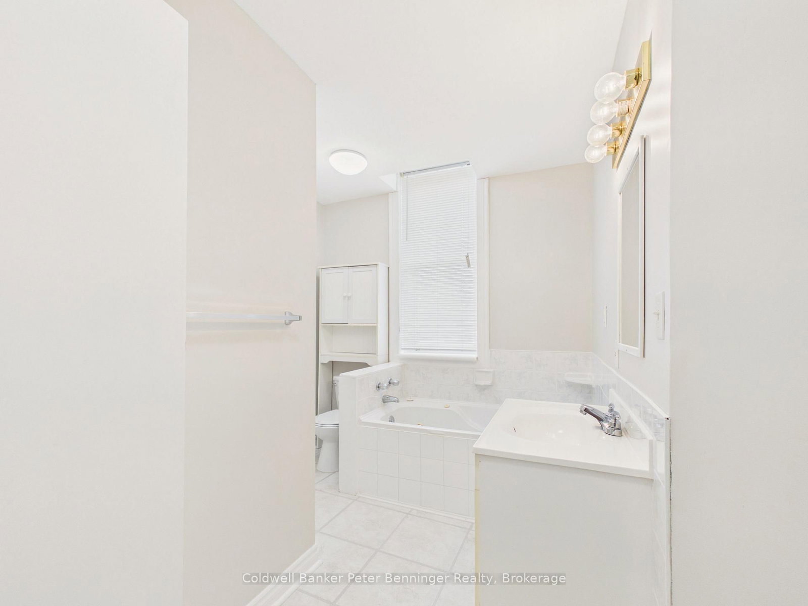 7 Yonge Street S • Brockton, ON photo 22