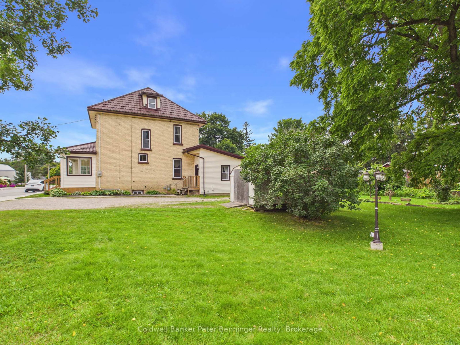 7 Yonge Street S • Brockton, ON photo 23