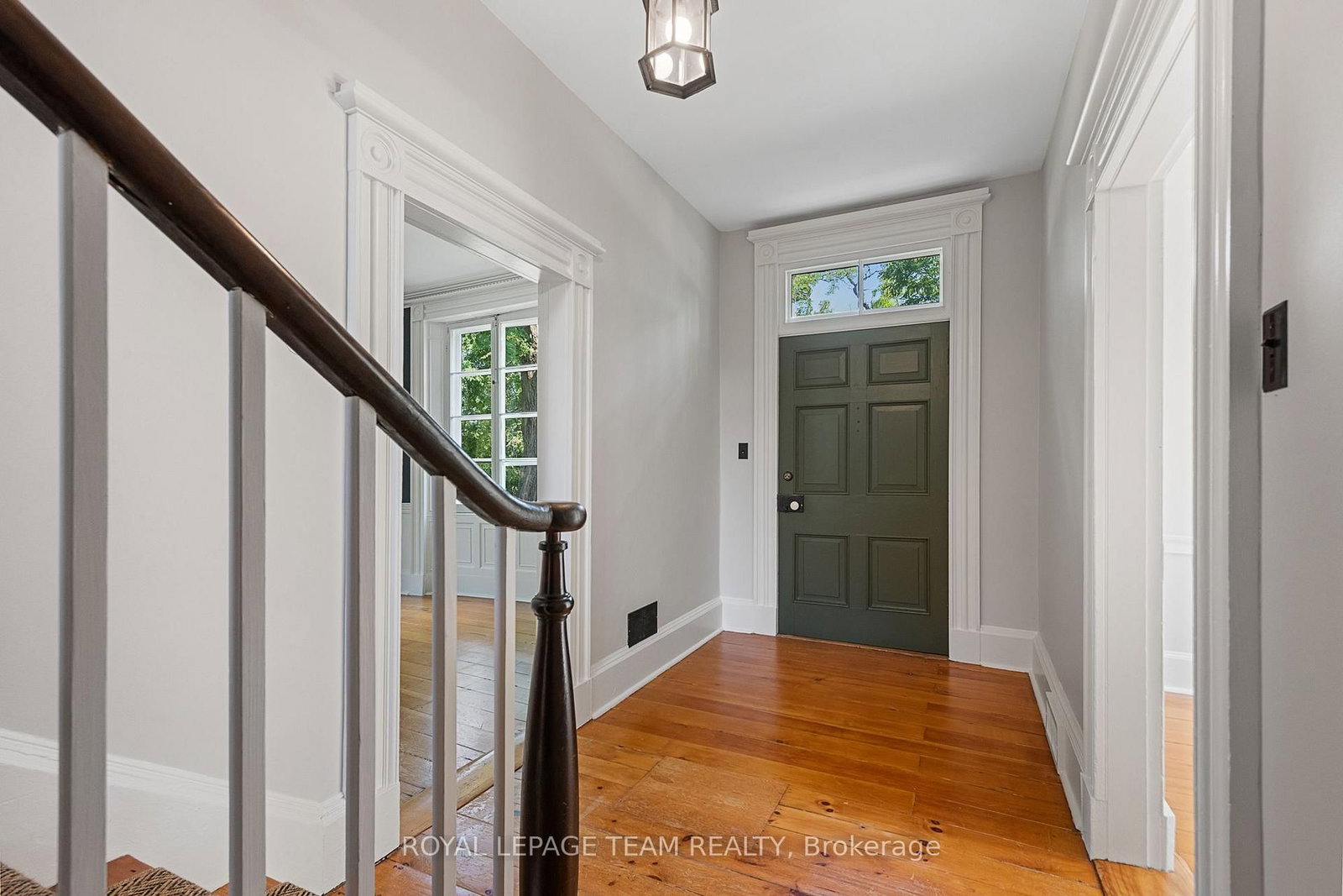 256 Wilson Street N • Almonte, ON photo 4