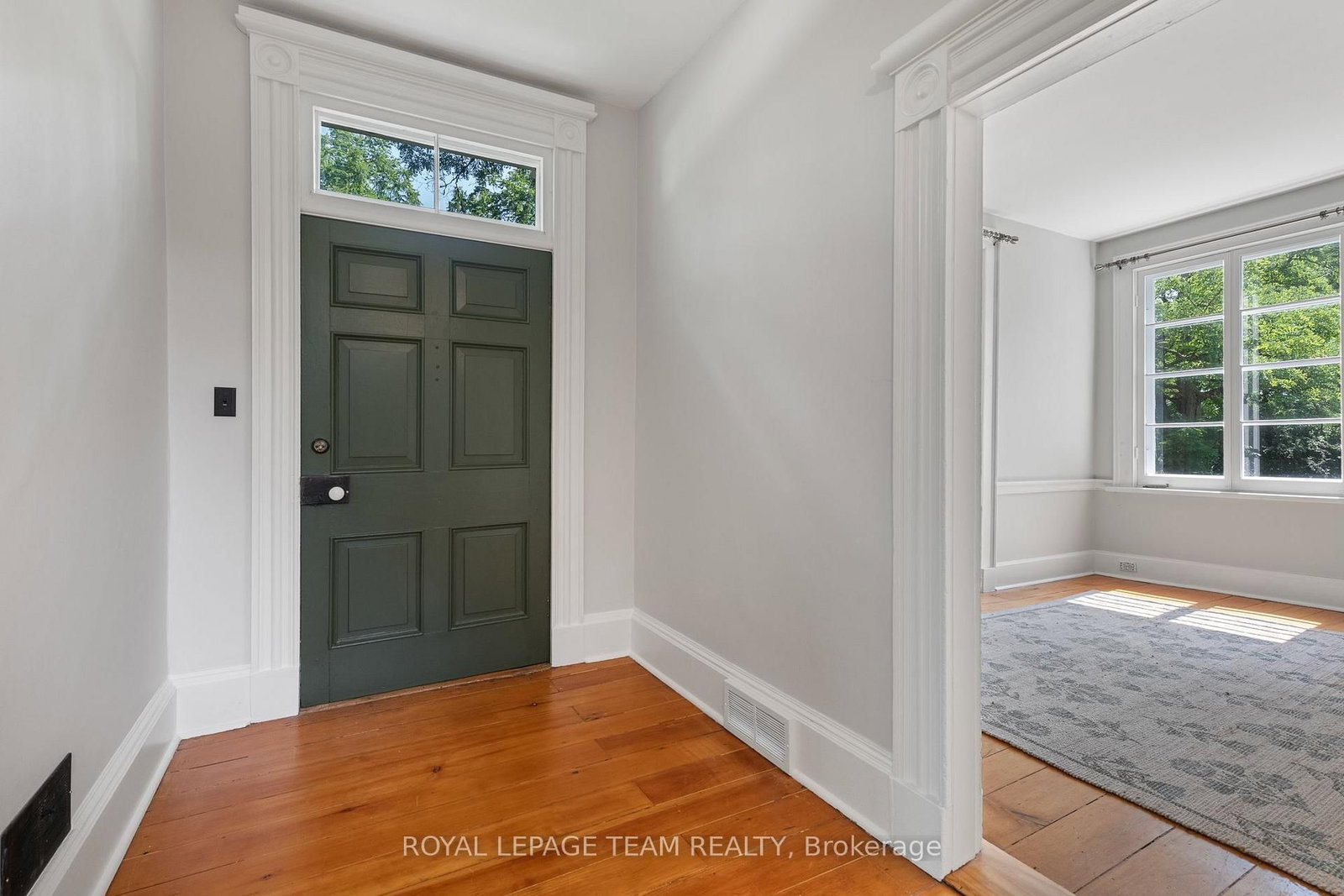 256 Wilson Street N • Almonte, ON photo 5