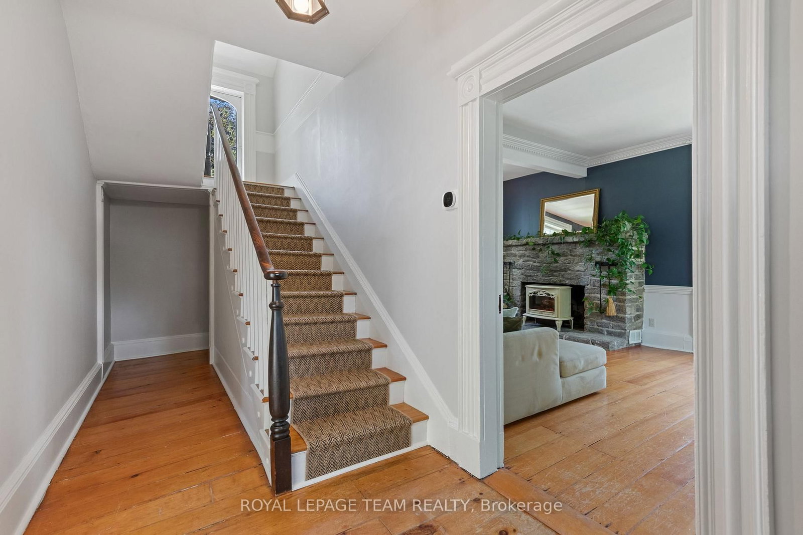 256 Wilson Street N • Almonte, ON photo 6