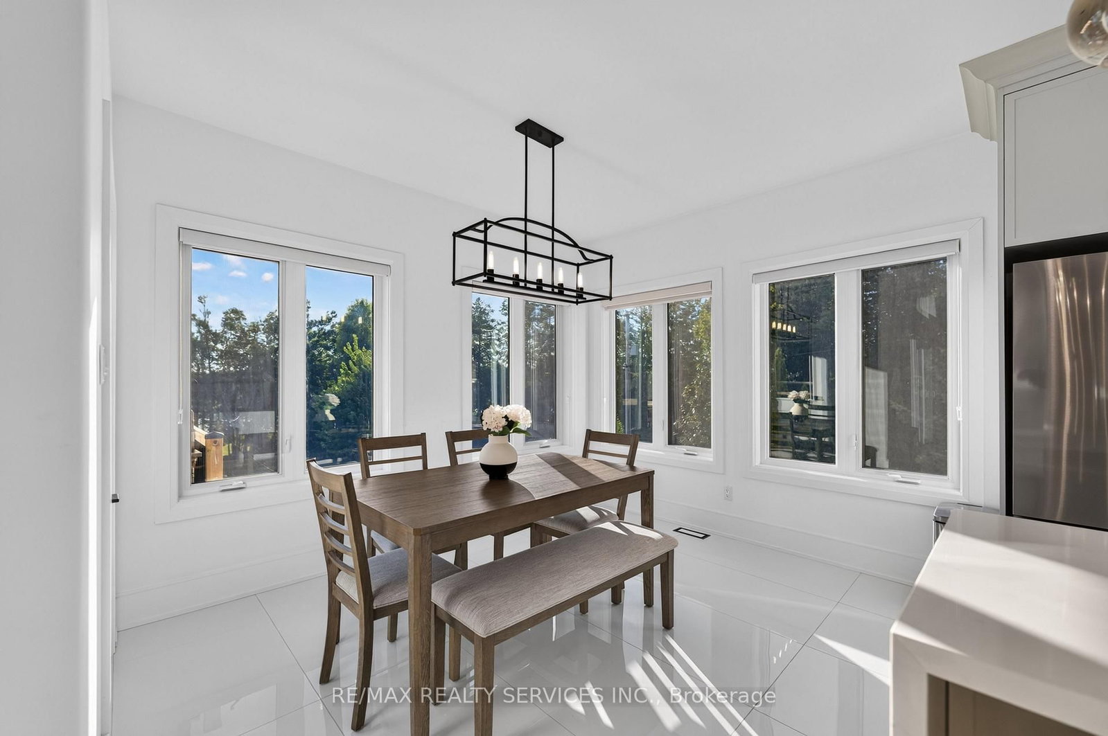 2667 Mary Nichols Road • Selwyn, ON photo 13