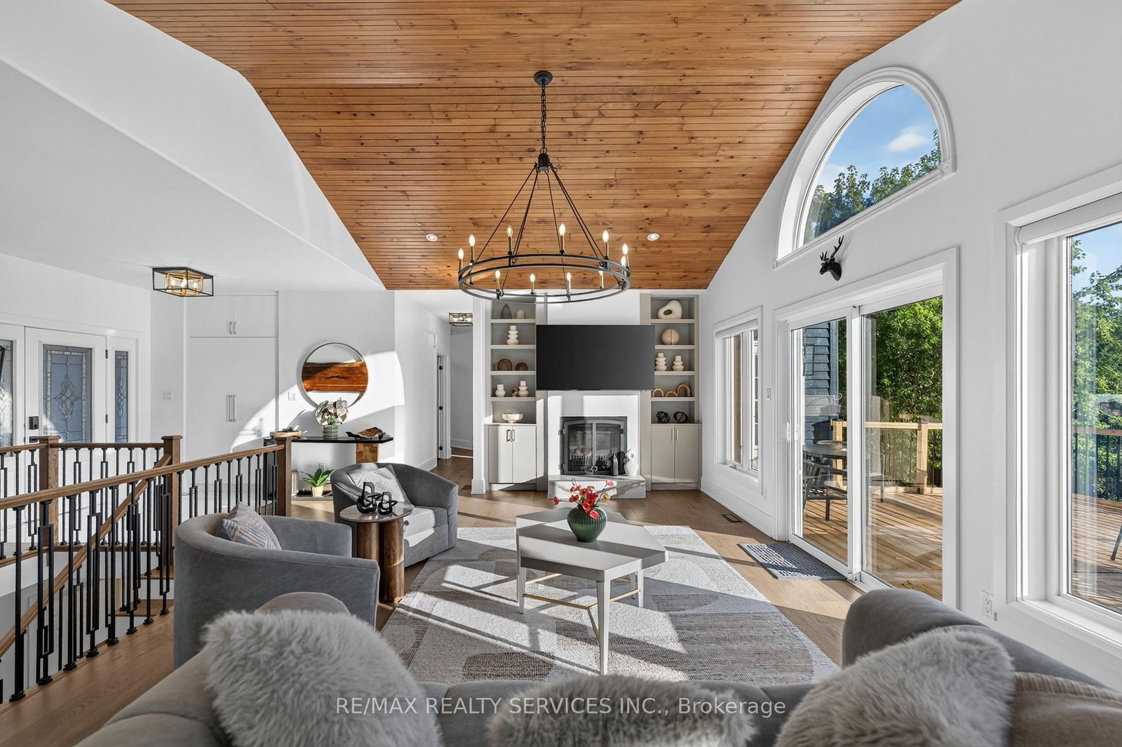 2667 Mary Nichols Road • Selwyn, ON photo 9