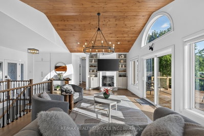 2667 Mary Nichols Road • Selwyn, ON photo 9