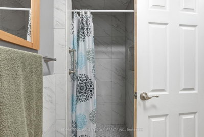 377 Carson Hamilton,ON L8T 4T8 — Photo 24