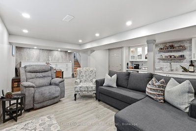 377 Carson Hamilton,ON L8T 4T8 — Photo 36