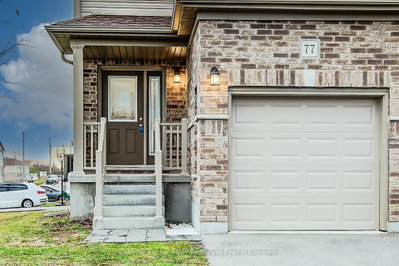 77 John Brabson Crescent • Guelph, ON photo 6
