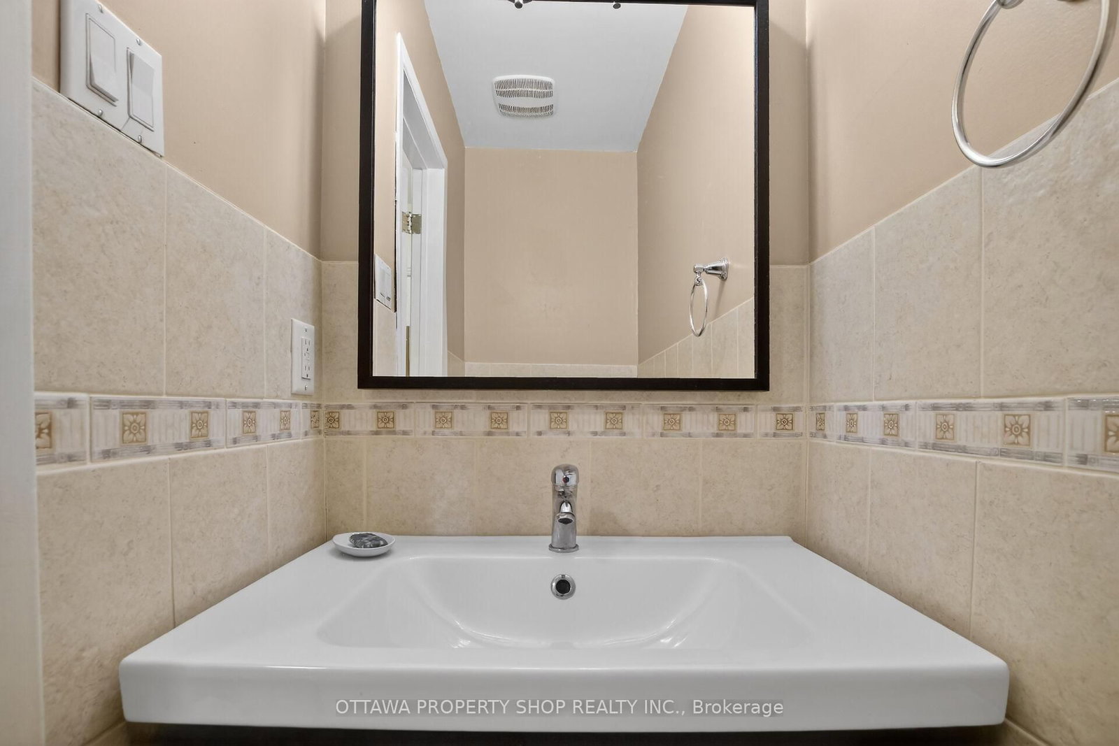 2 Bertona Street • ##30 • Ottawa, ON photo 17