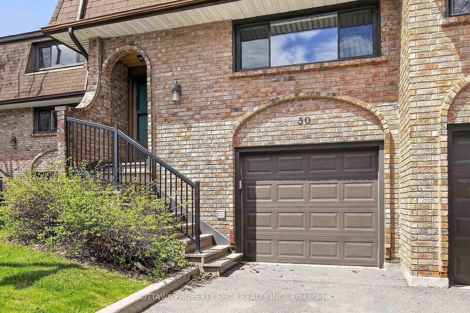 2 Bertona Street • ##30 • Ottawa, ON photo 3