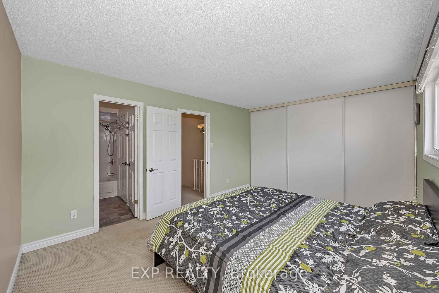 38 Sundback Lane • Kanata, ON photo 14