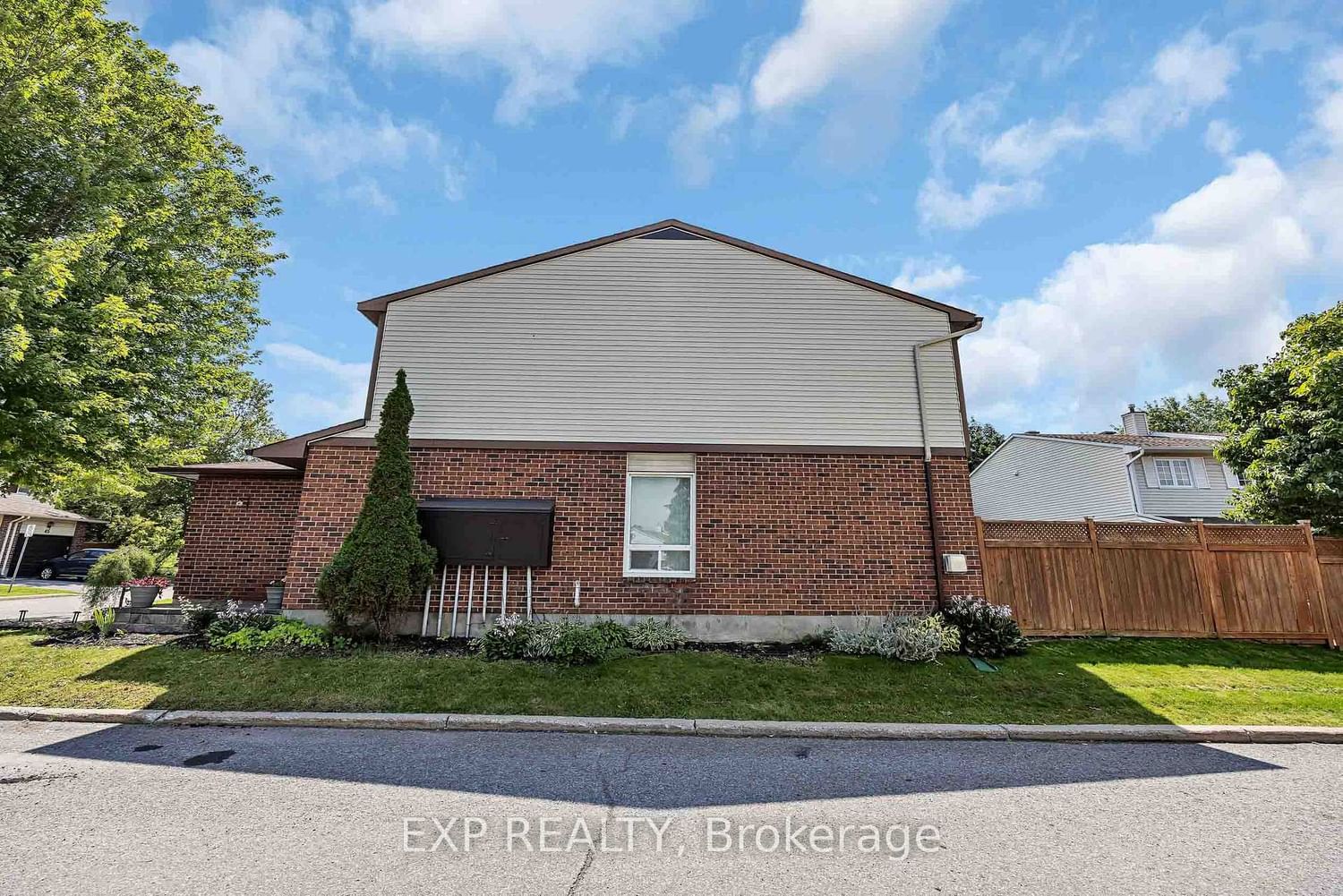 38 Sundback Lane • Kanata, ON photo 27