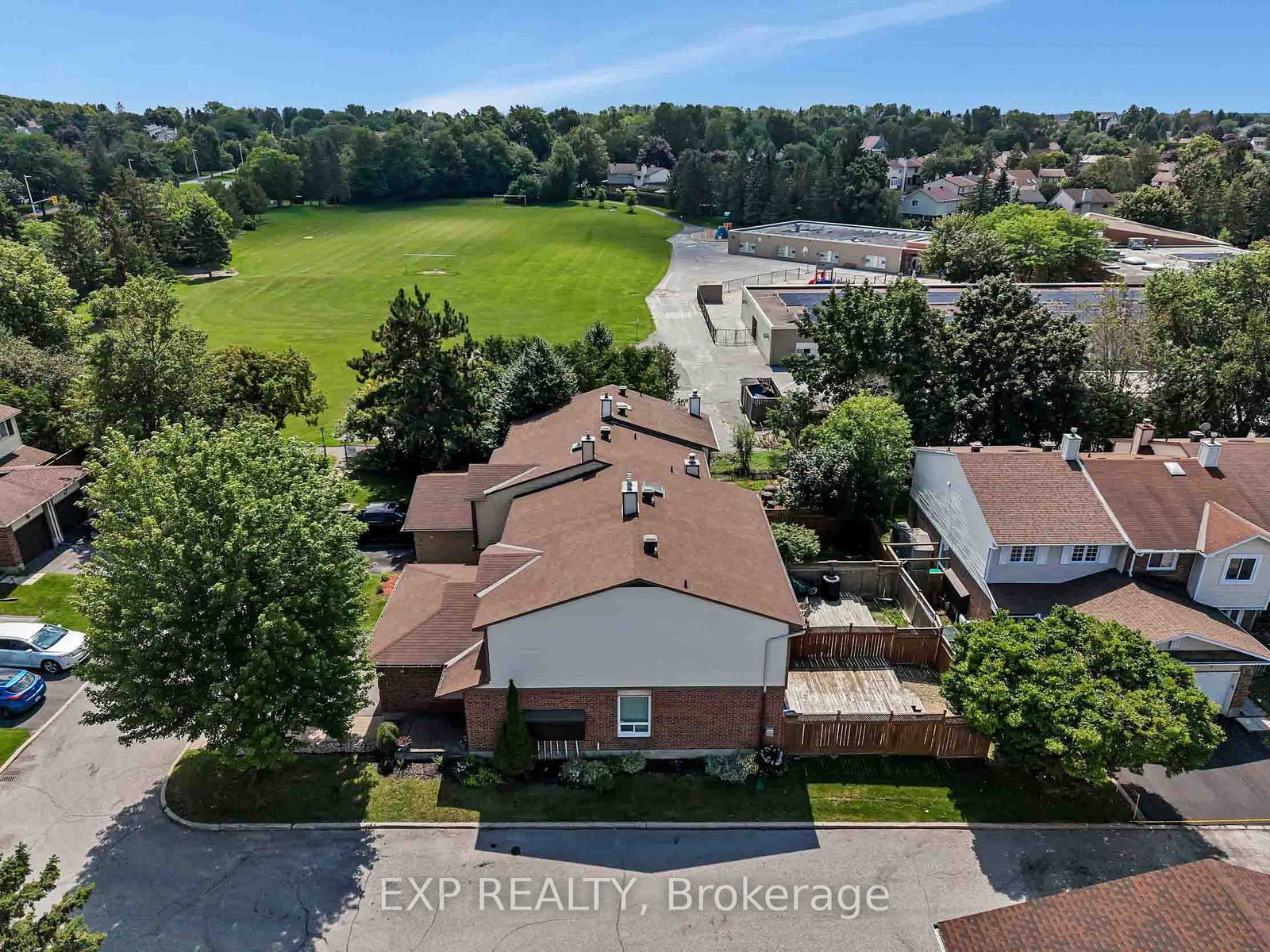 38 Sundback Lane • Kanata, ON photo 28