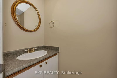 38 Sundback Lane • Kanata, ON photo 9