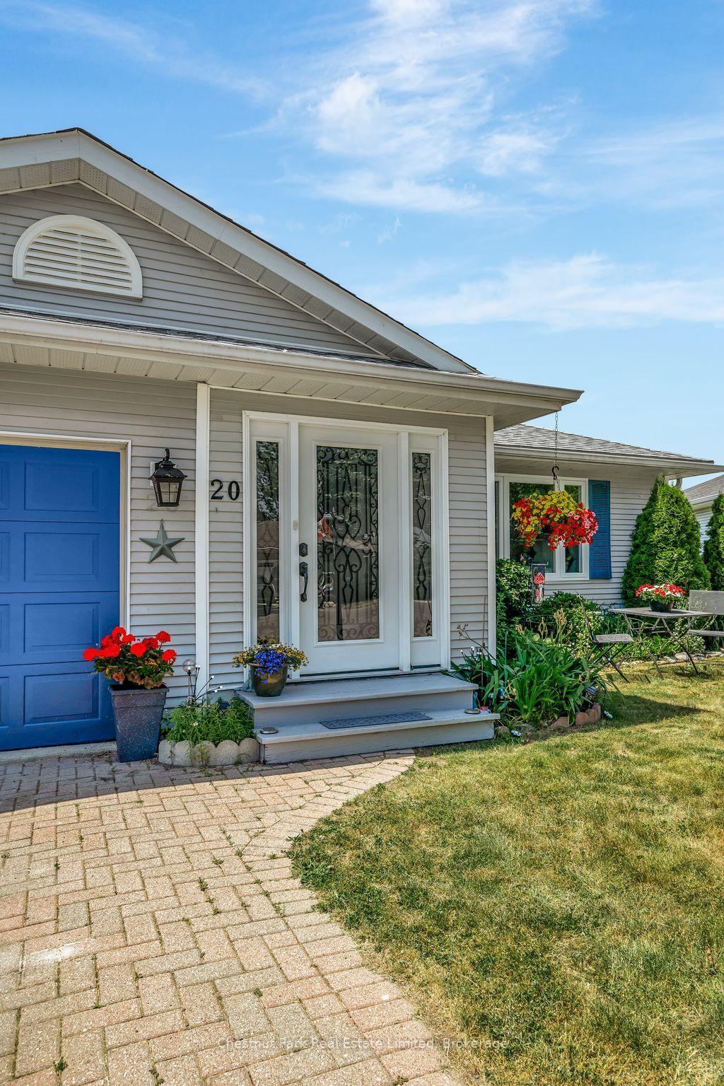 20 Monroe Court • Prince Edward County, ON photo 4