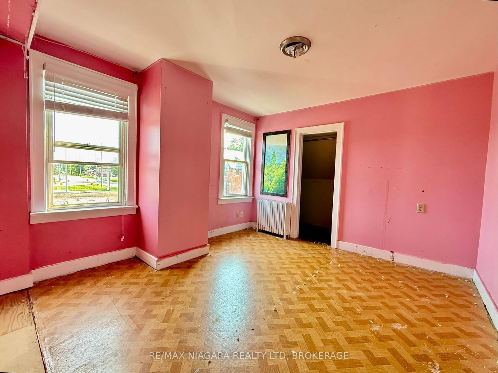 4218 Drummond Road • Niagara Falls, ON photo 11