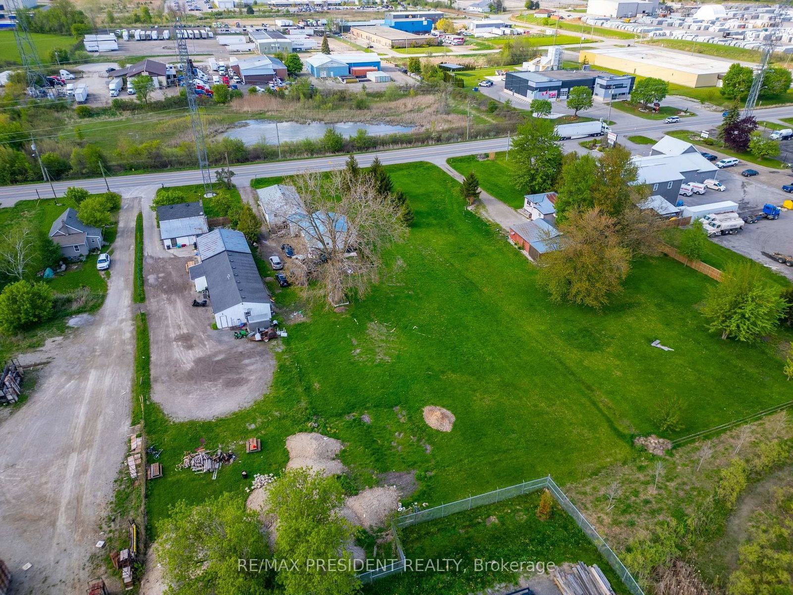 1224 Parkinson Road • Woodstock, ON photo 11
