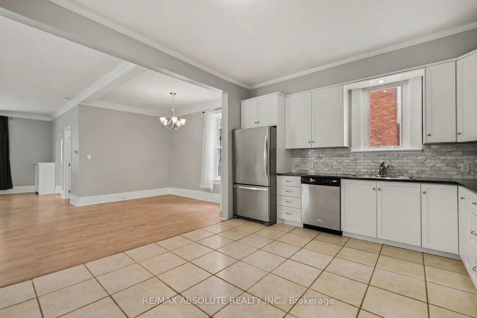 16 Glen Avenue • Smiths Falls, ON photo 12