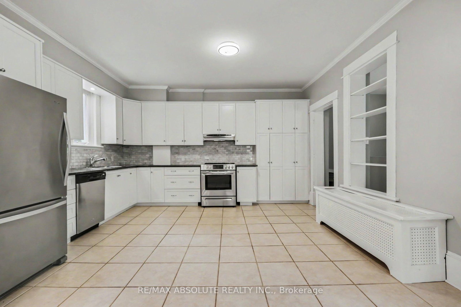 16 Glen Avenue • Smiths Falls, ON photo 13