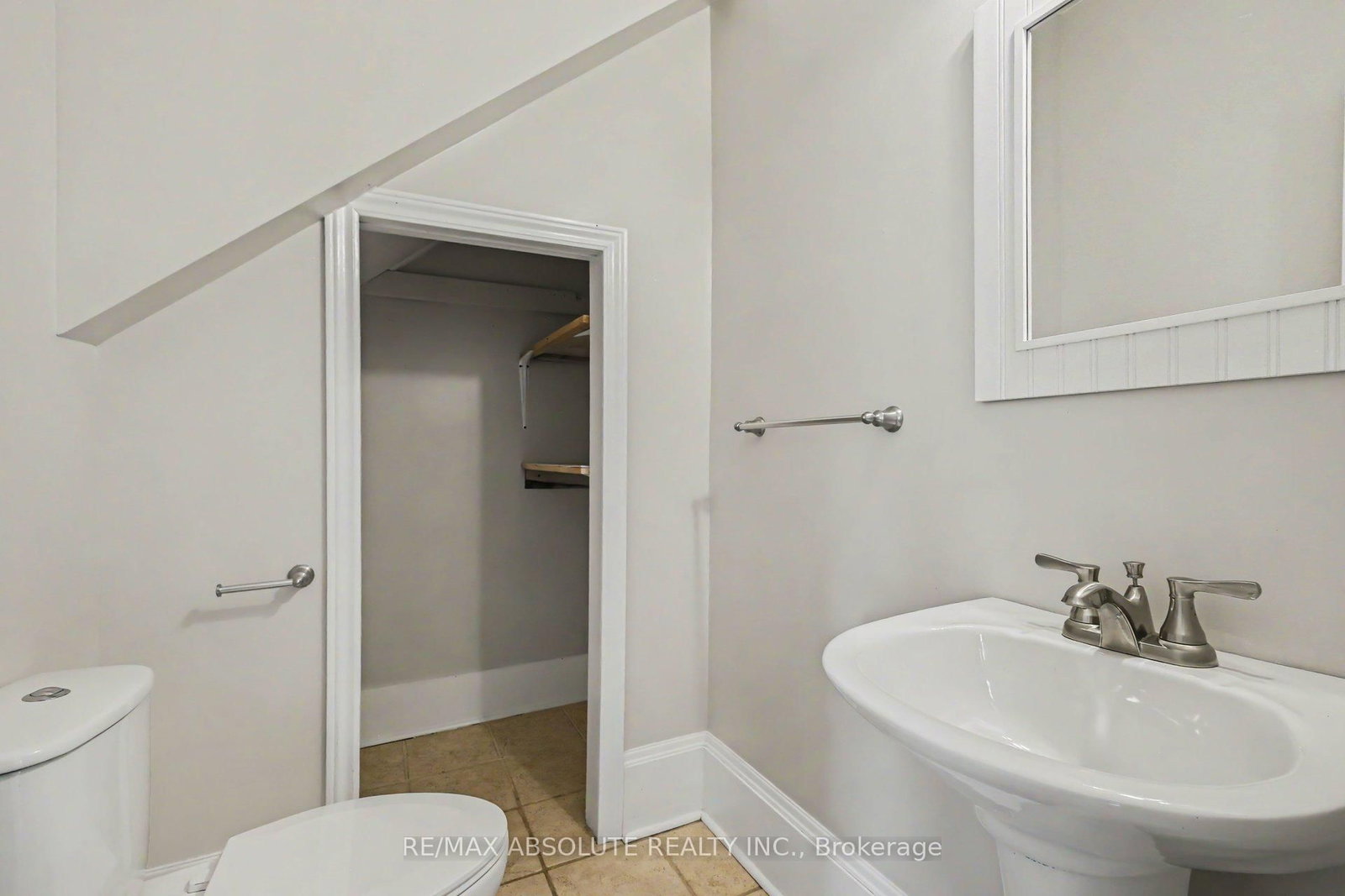 16 Glen Avenue • Smiths Falls, ON photo 19