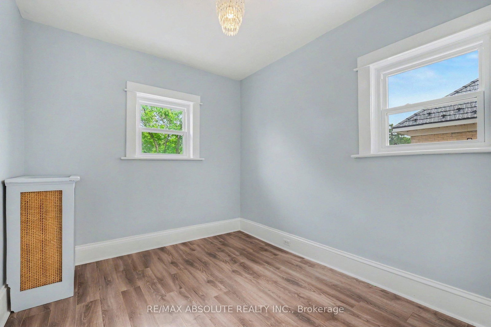 16 Glen Avenue • Smiths Falls, ON photo 28