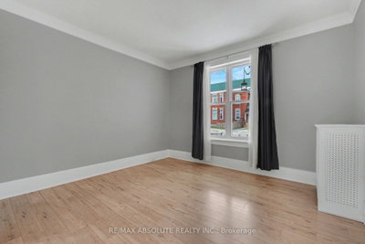 16 Glen Avenue • Smiths Falls, ON photo 6