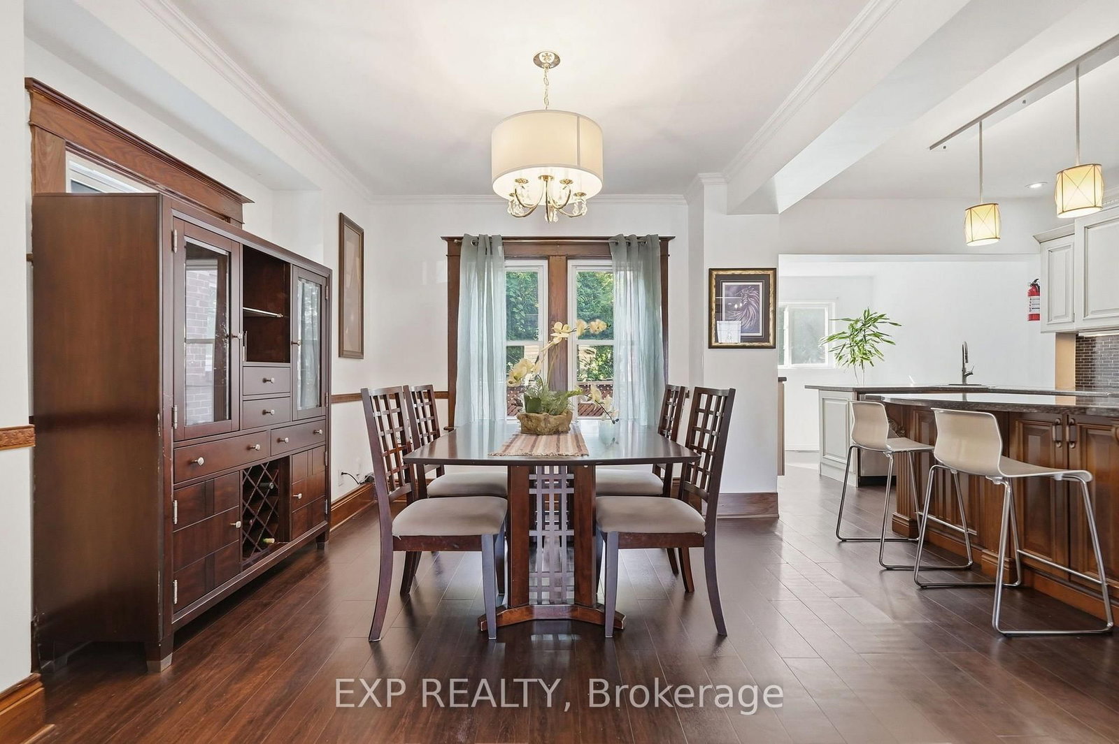 146 Ottawa Street S • Hamilton, ON photo 11