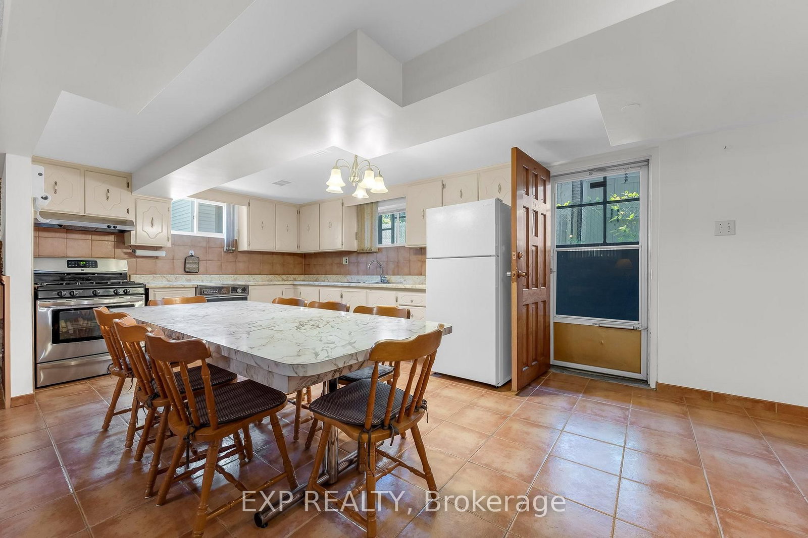 150 Marcella Crescent • Hamilton, ON photo 24