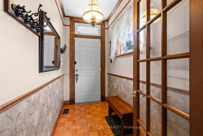 1030 York Street • London East, ON photo 6