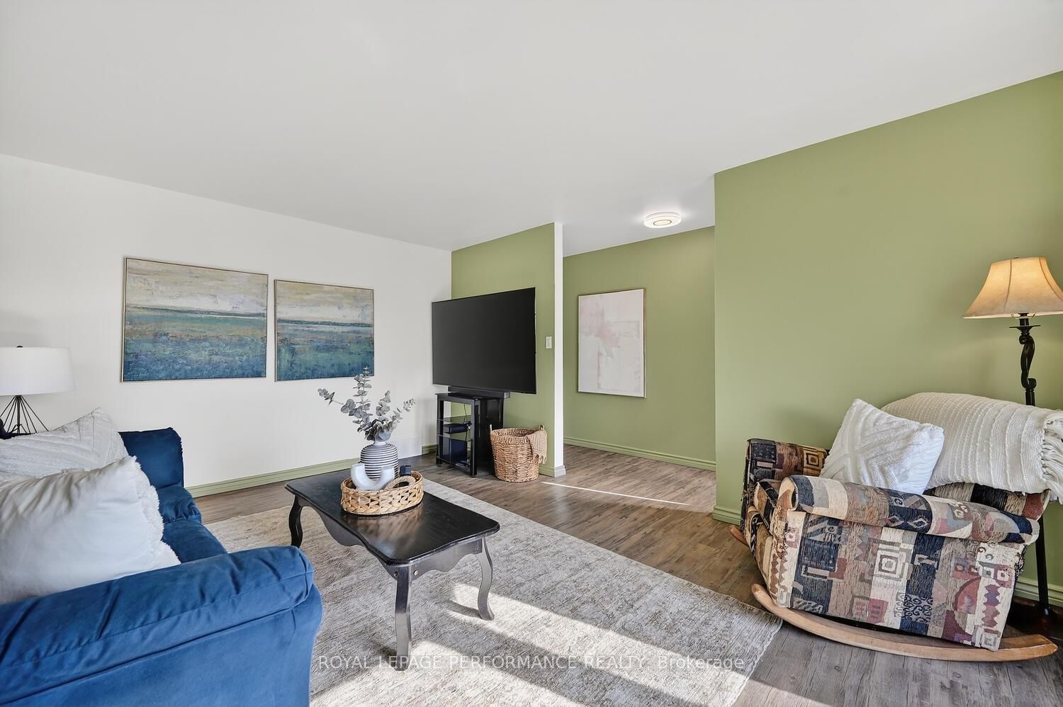 107 Lorne Street • Smiths Falls, ON photo 12