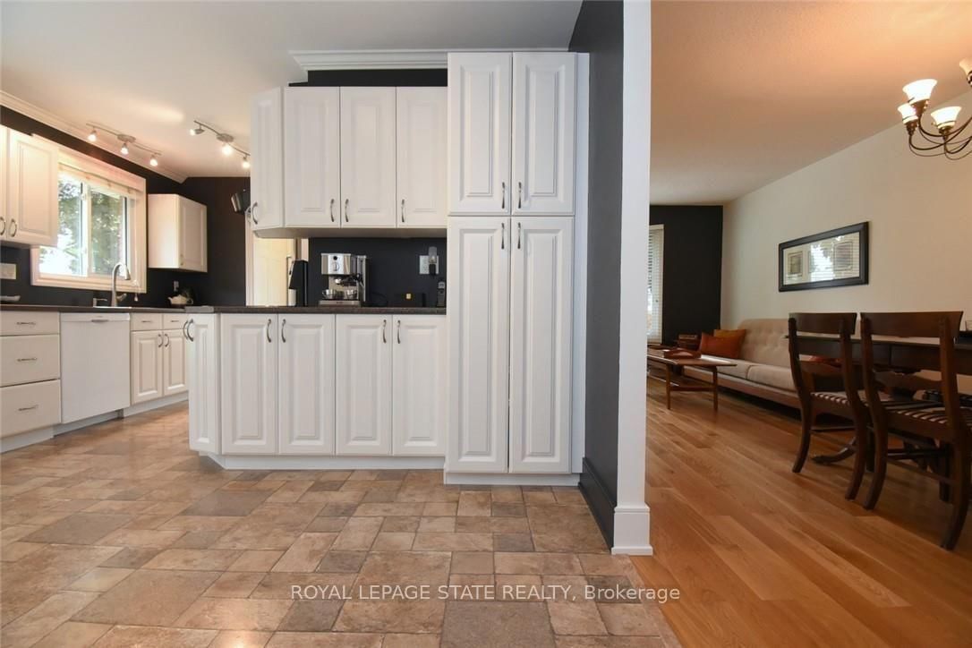 374 Brigadoon Drive • Hamilton, ON photo 20