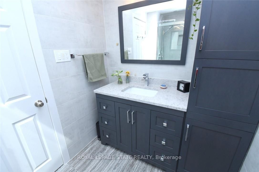 374 Brigadoon Drive • Hamilton, ON photo 27