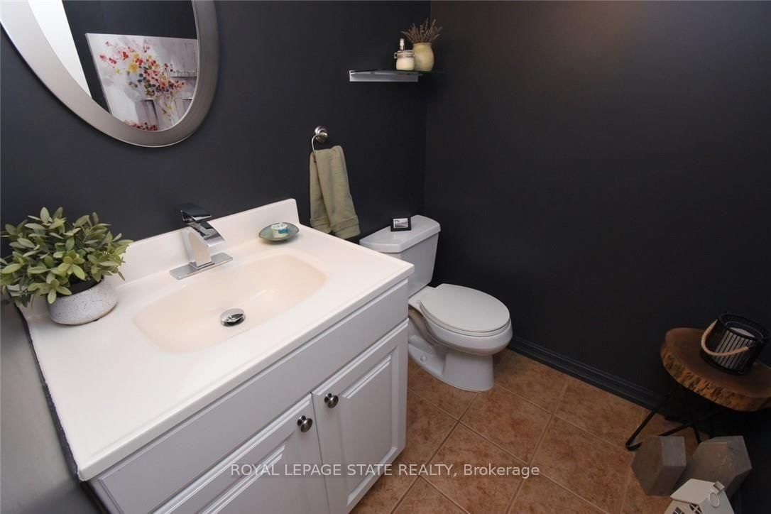 374 Brigadoon Drive • Hamilton, ON photo 34