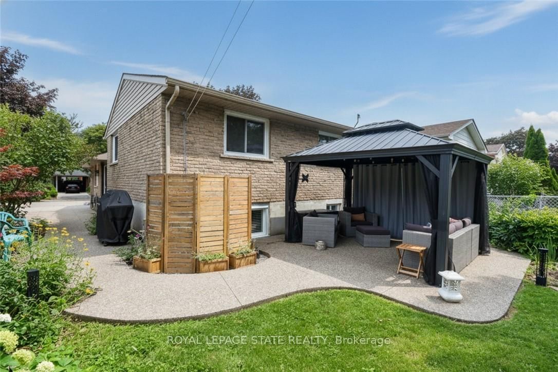 374 Brigadoon Drive • Hamilton, ON photo 39