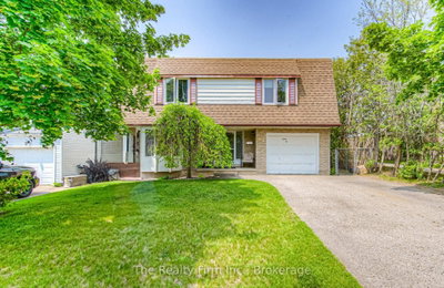 82 Roseneath Crescent